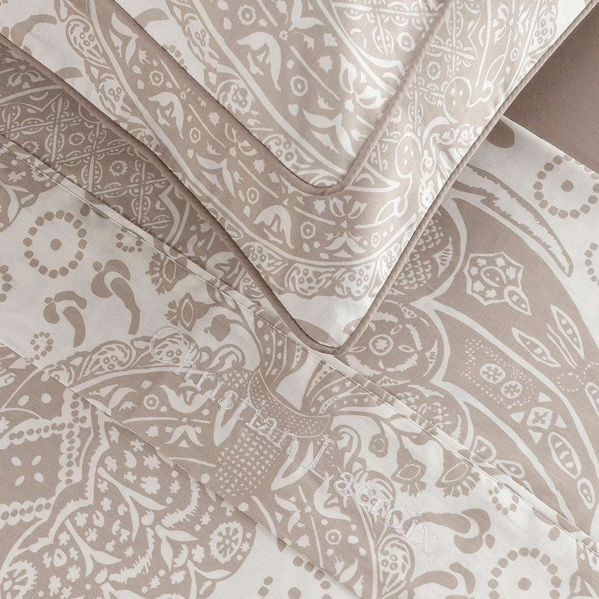 Sheet set: fitted sheet, flat sheet, pillowcase(s) in cotton satin - design: Arles Taupe