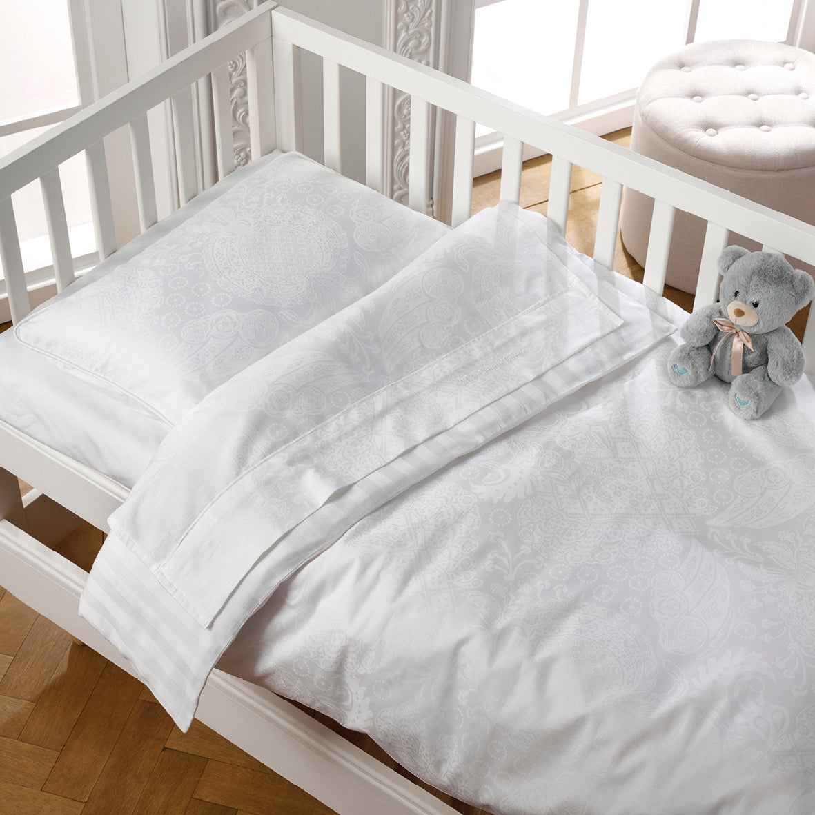 Couverture pour le bébé - ultra doux en 100% satin de coton tissé Jacquard Arles Blanc