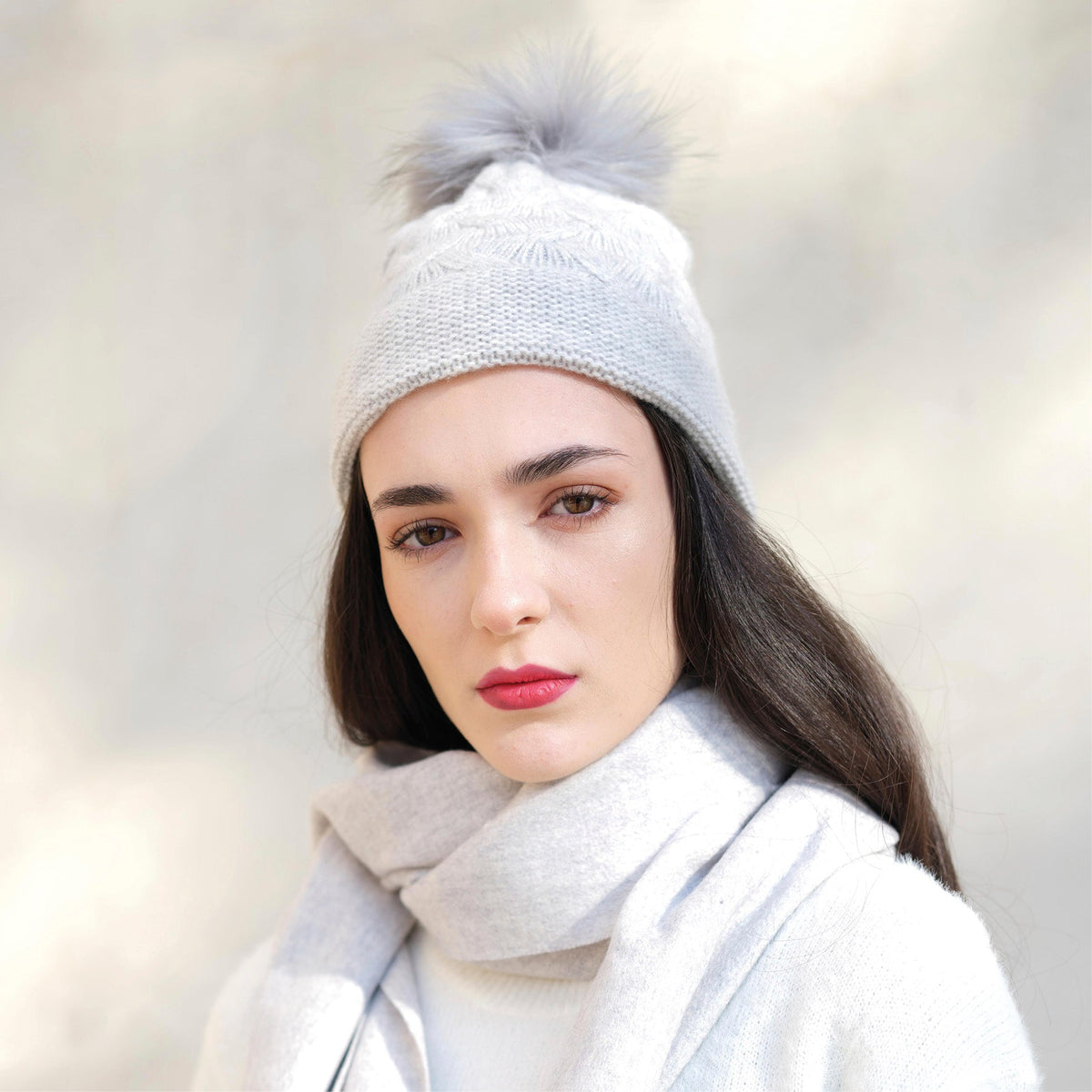 Bonnet à pompon cachemire - Gris claire - CXL by Christian Lacroix Maison