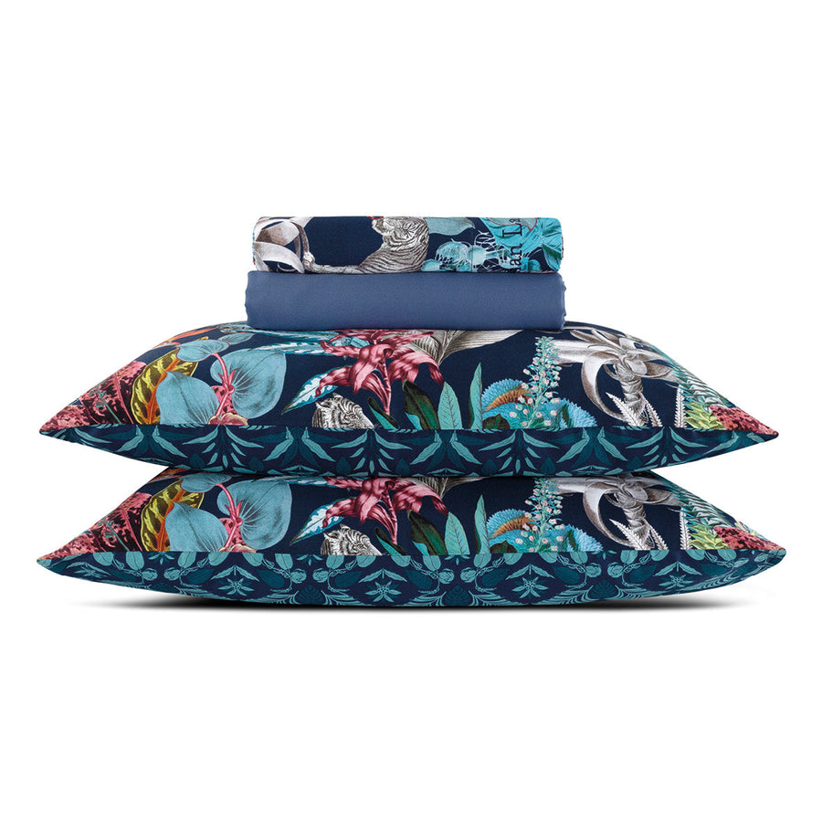 Sheet set: fitted sheet, flat sheet, pillowcase(s) in cotton satin - design: Zanzibar blue