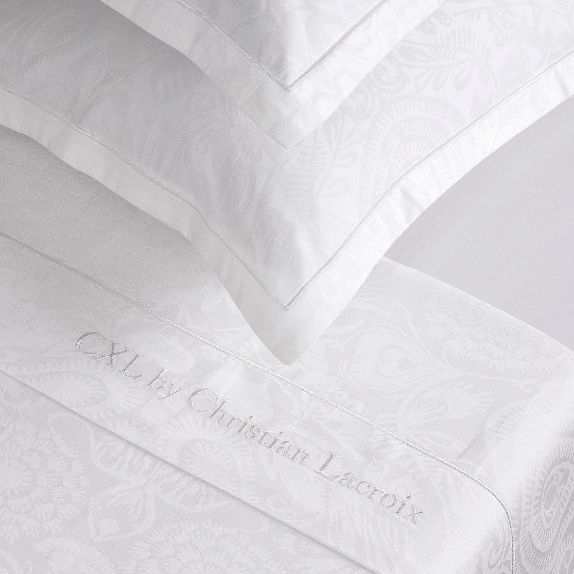 Ensemble de draps : drap-housse, drap plat, taie(s) d'oreiller en satin de coton - tissé Jacquard - dessin Love Stories Blanc - CXL by Christian Lacroix Maison