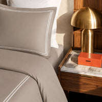 Housse de couette + taie d'oreiller satin de coton - Nîmes Blanc / Taupe - CXL by Christian Lacroix Maison