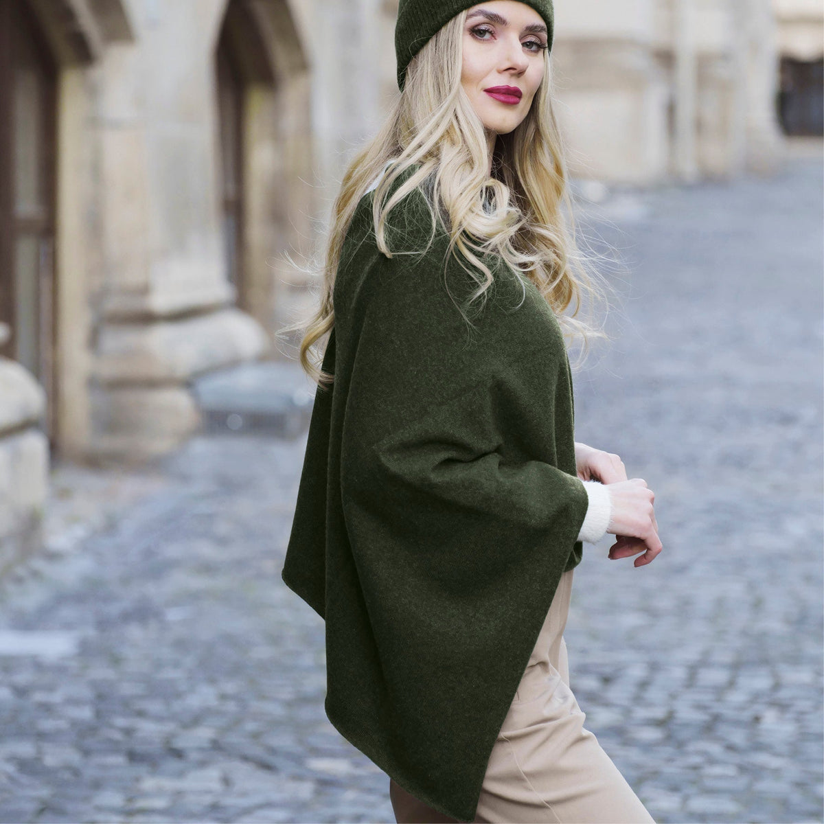 Poncho cachemire - Vert foncé - CXL by Christian Lacroix Maison