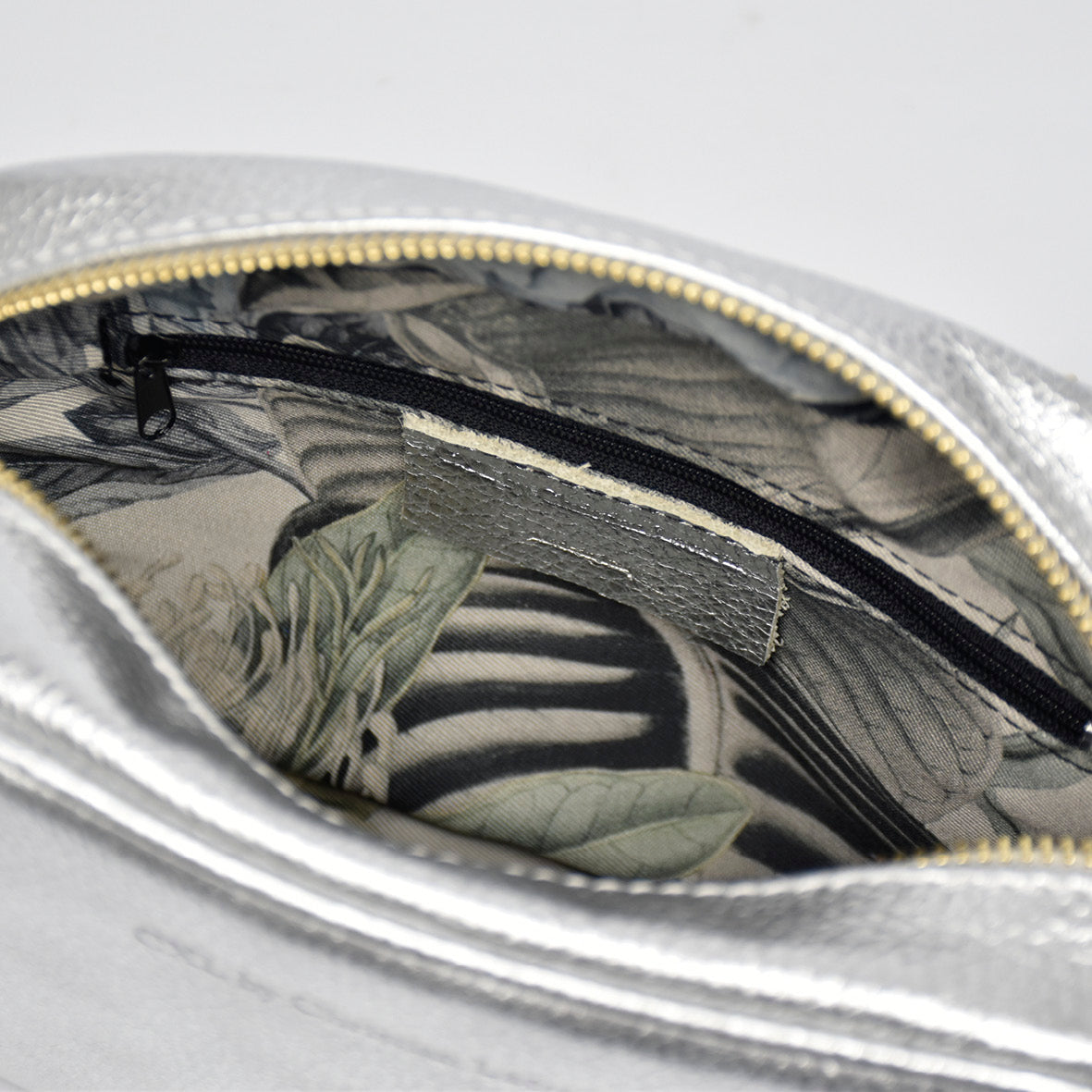 Sac à bandoulière Montmartre en cuir de veau italien - CXL by Christian Lacroix Maison
