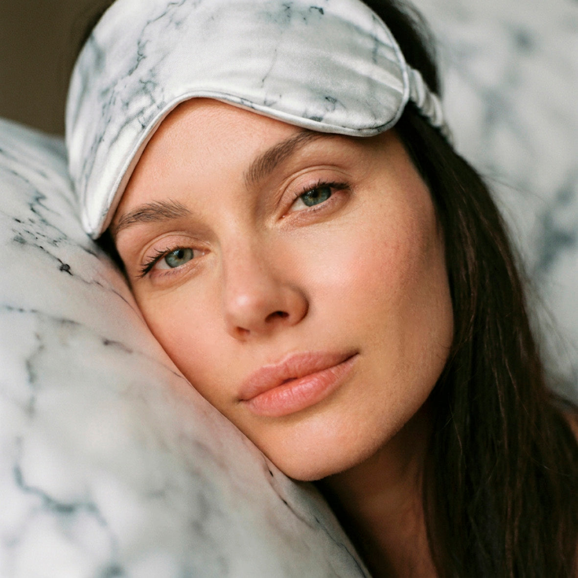 Taie d'oreiller + masque de nuit en soie - Brume de soie Marbre gris - CXL by Christian Lacroix Maison